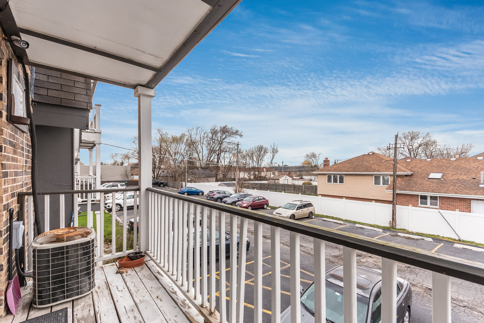 5850 W 87th Street Unit: 2C