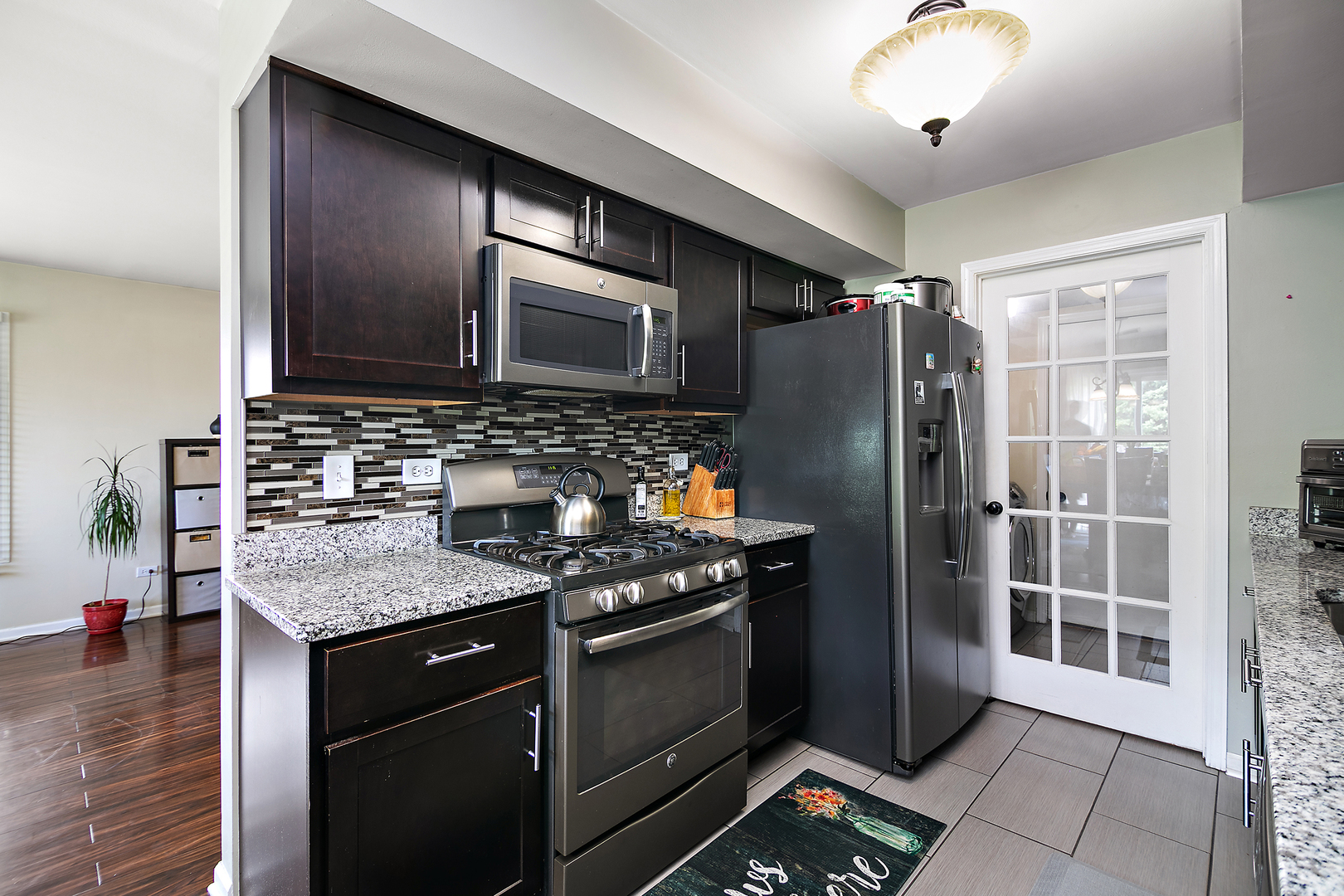 15810 Country Court Unit: 15810