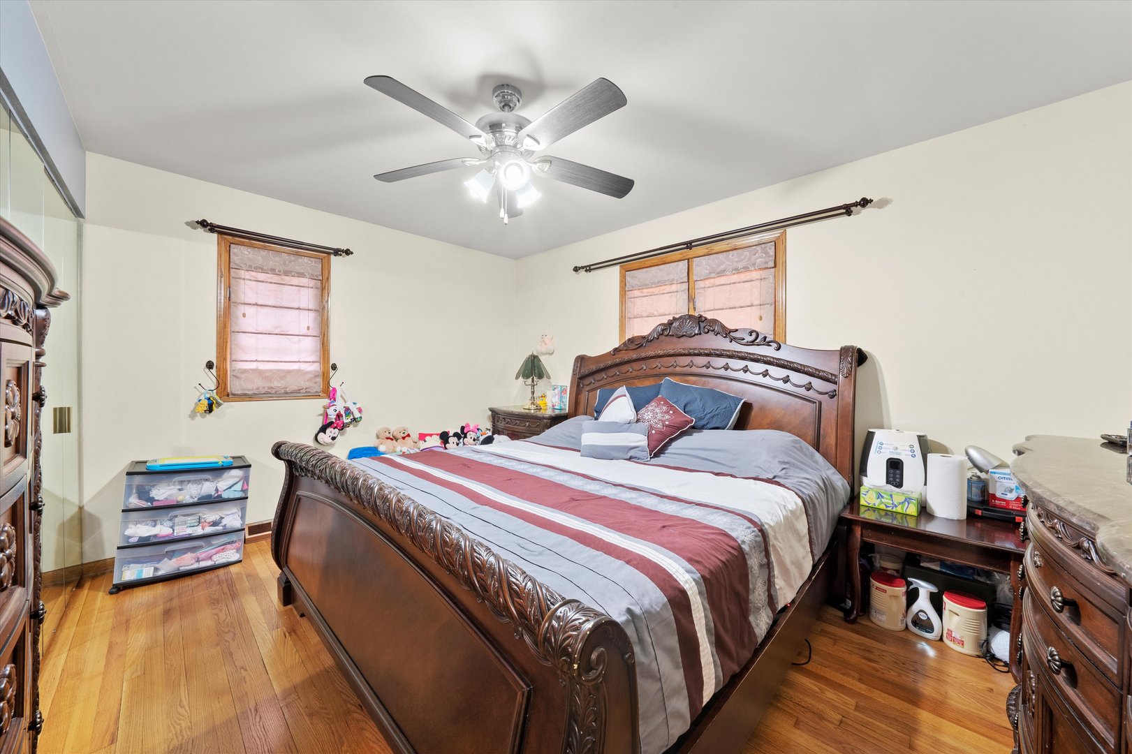 6425 FORESTVIEW Drive