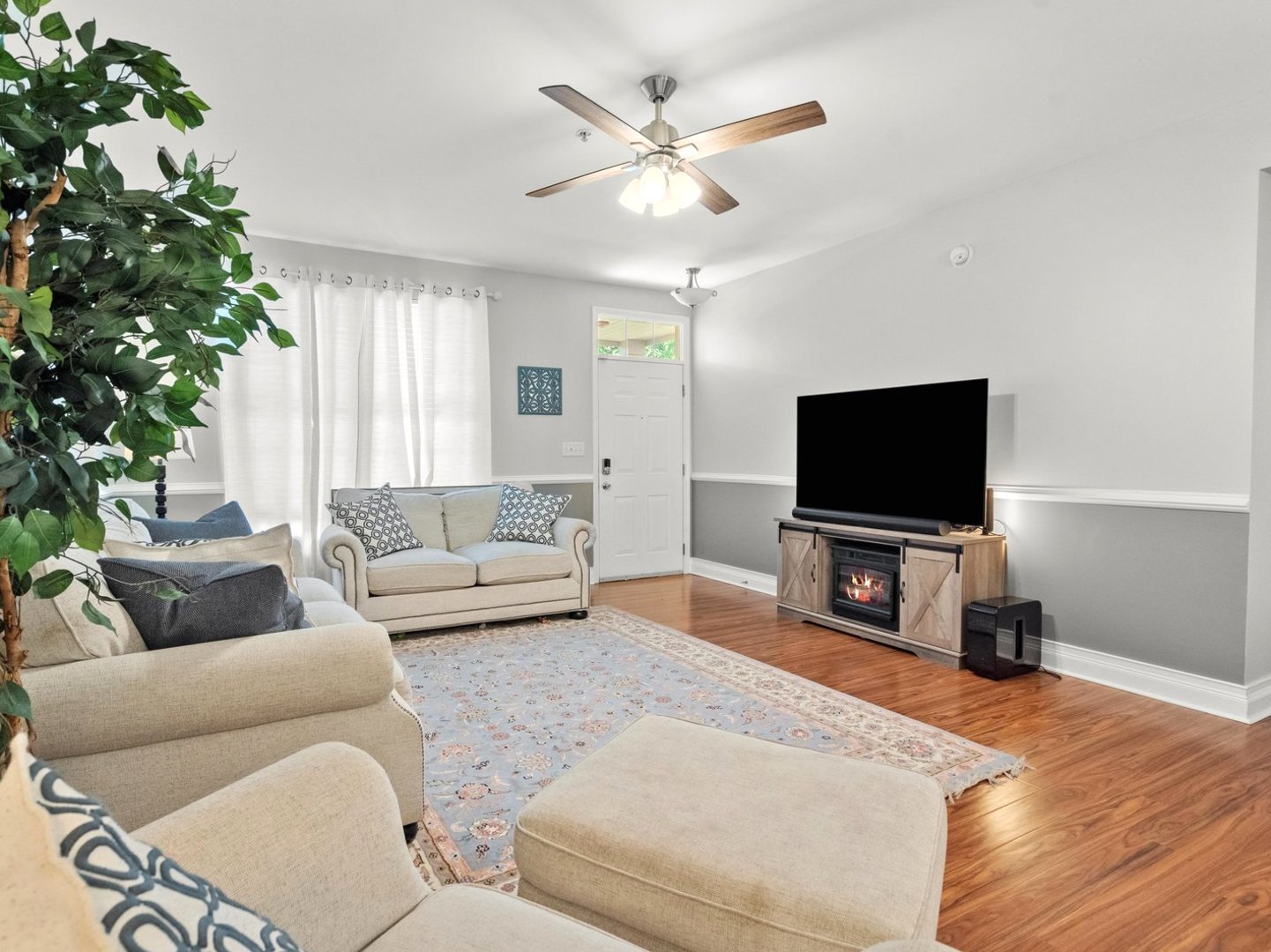 10201 Camden Lane Unit: A