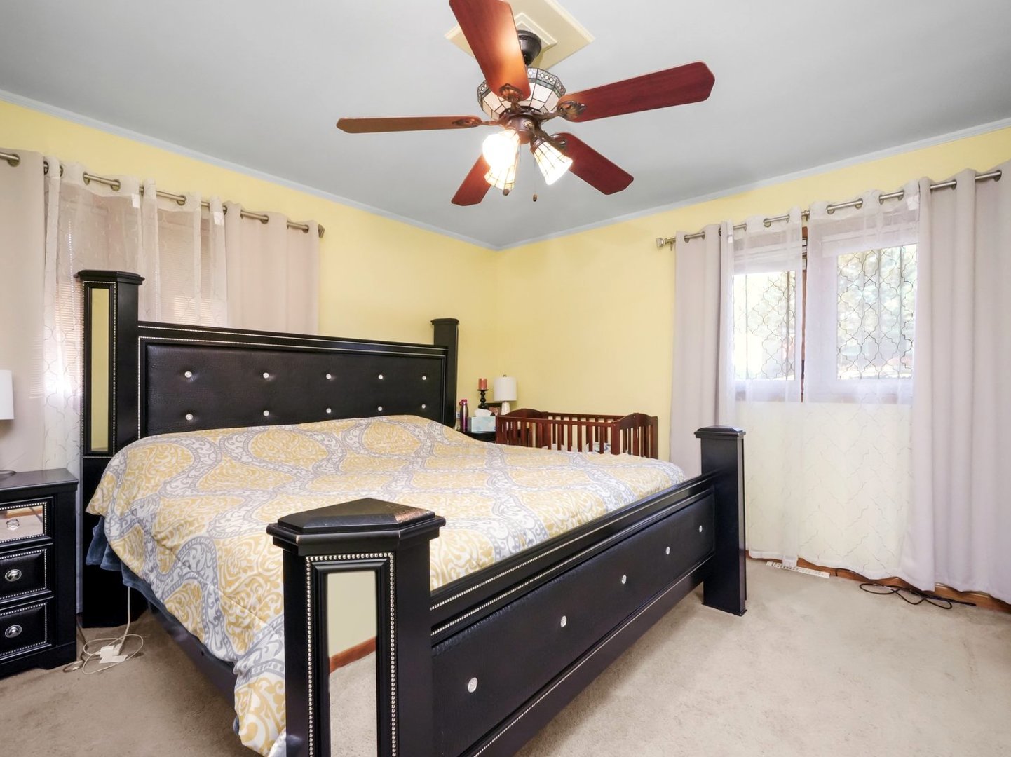 8705 W 92nd Place