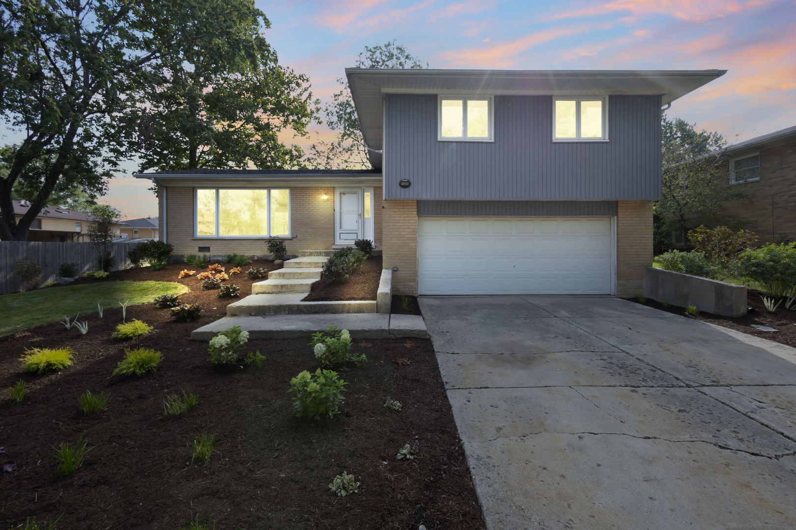 15205 Linden Drive