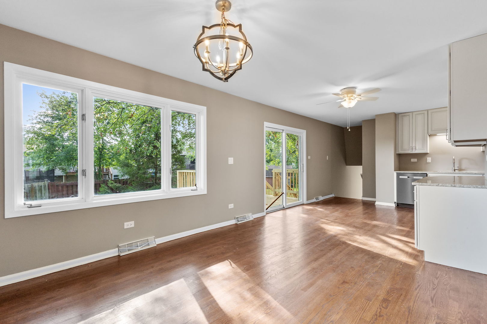 15205 Linden Drive