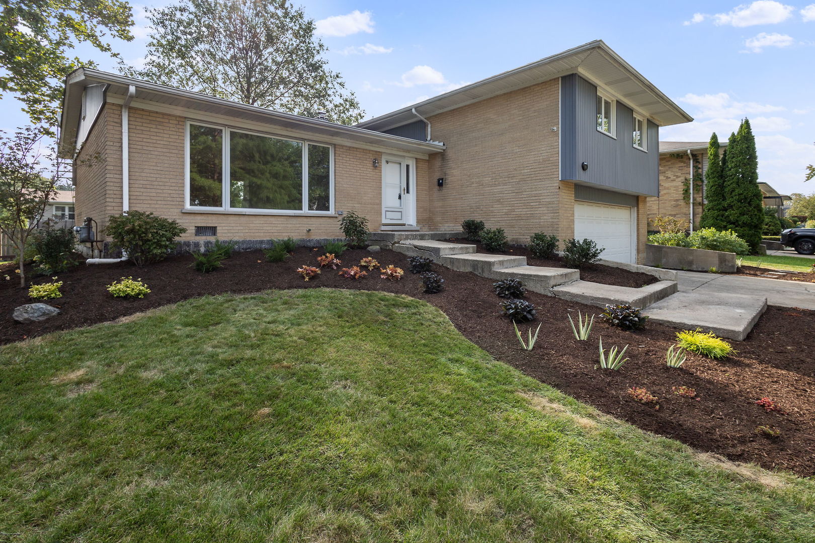 15205 Linden Drive