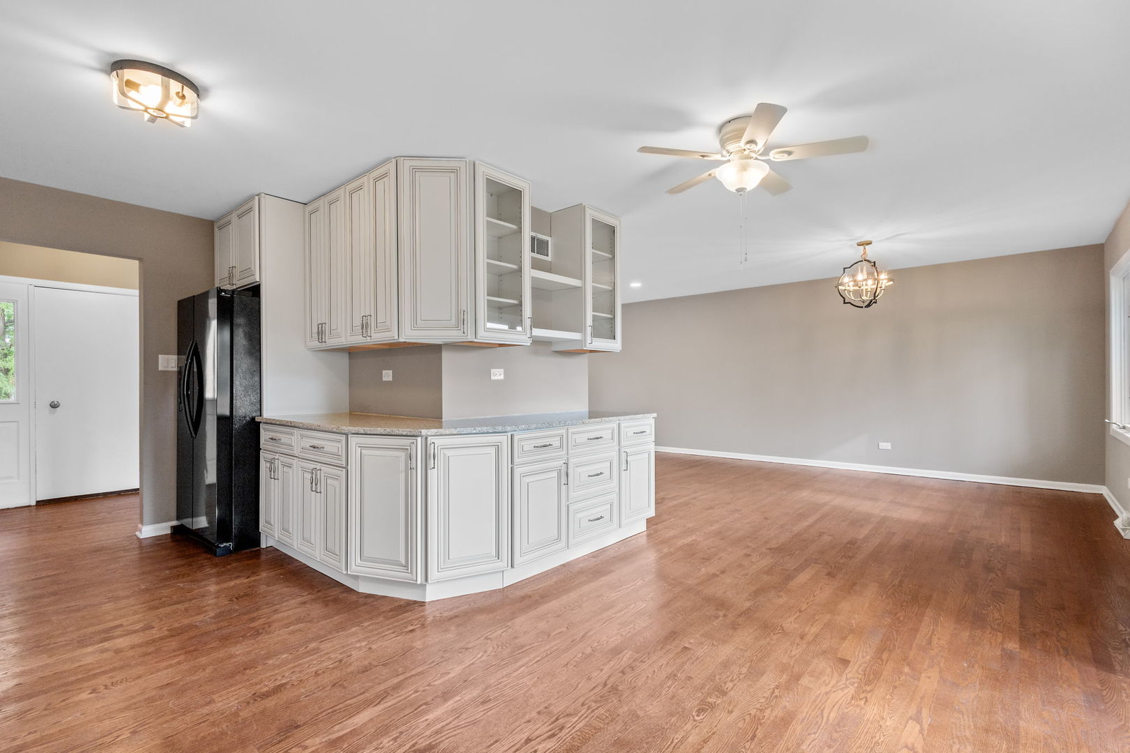 15205 Linden Drive