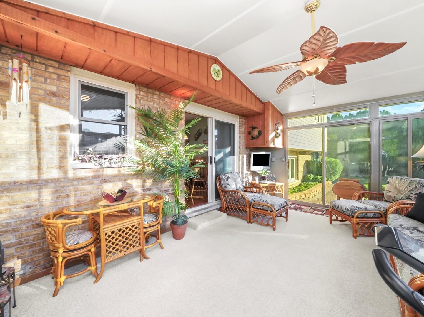 15332 Stradford Lane