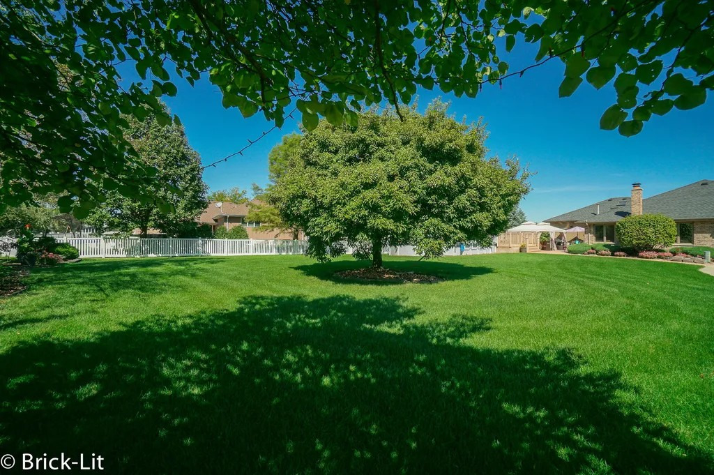 10250 Royal Court