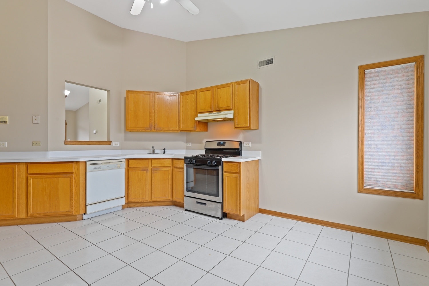 9437 S 79th Avenue Unit: 304