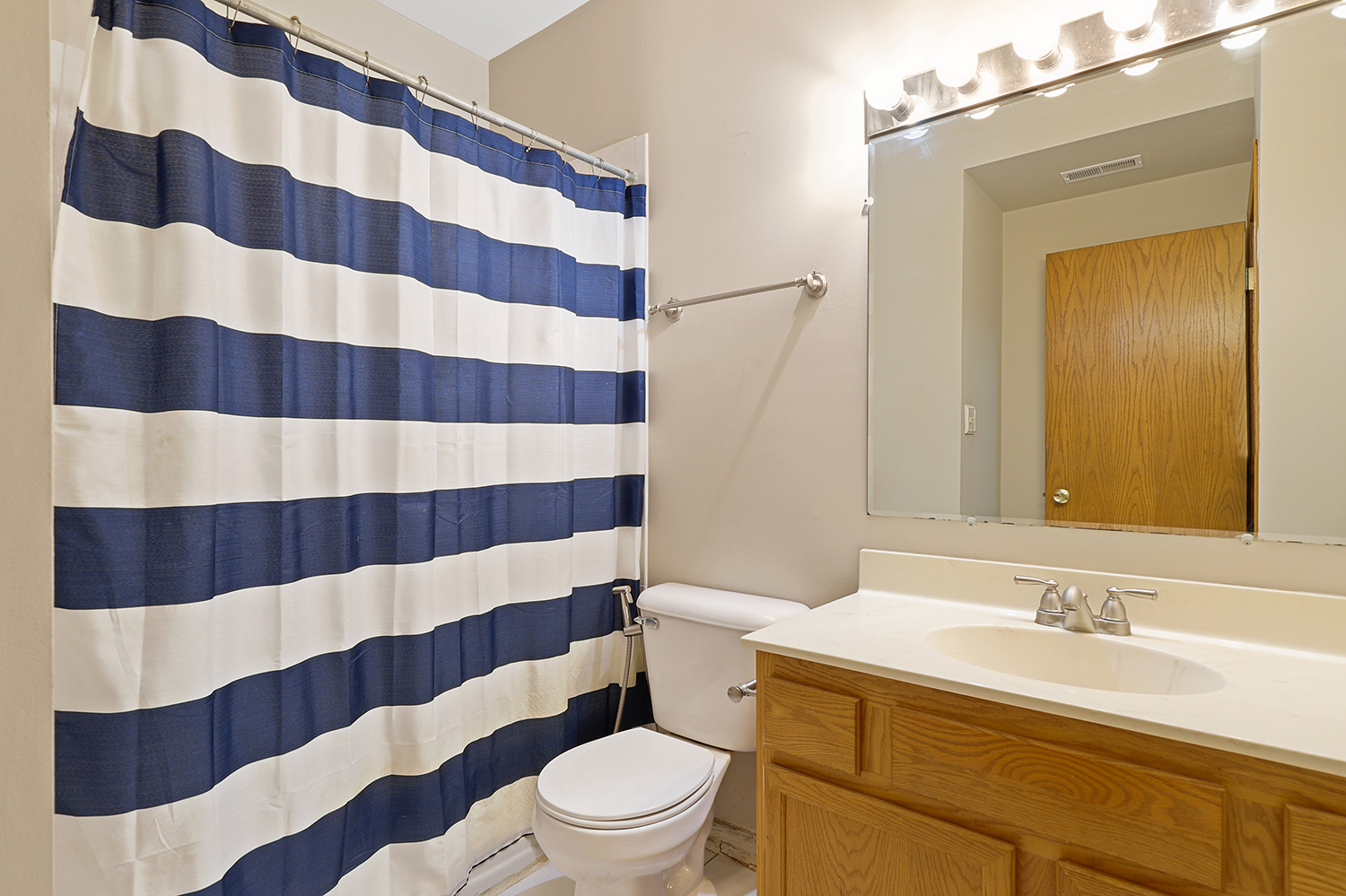 9437 S 79th Avenue Unit: 304