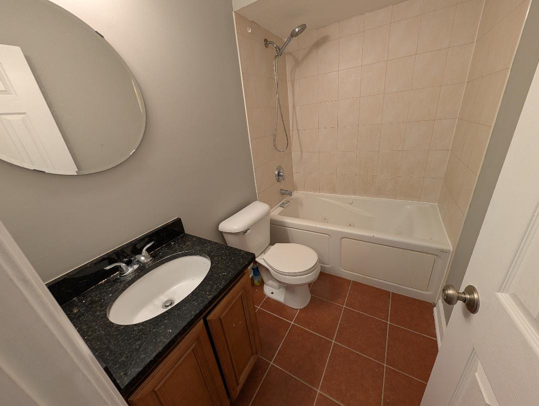 10620 BROOKS Lane Unit: C3