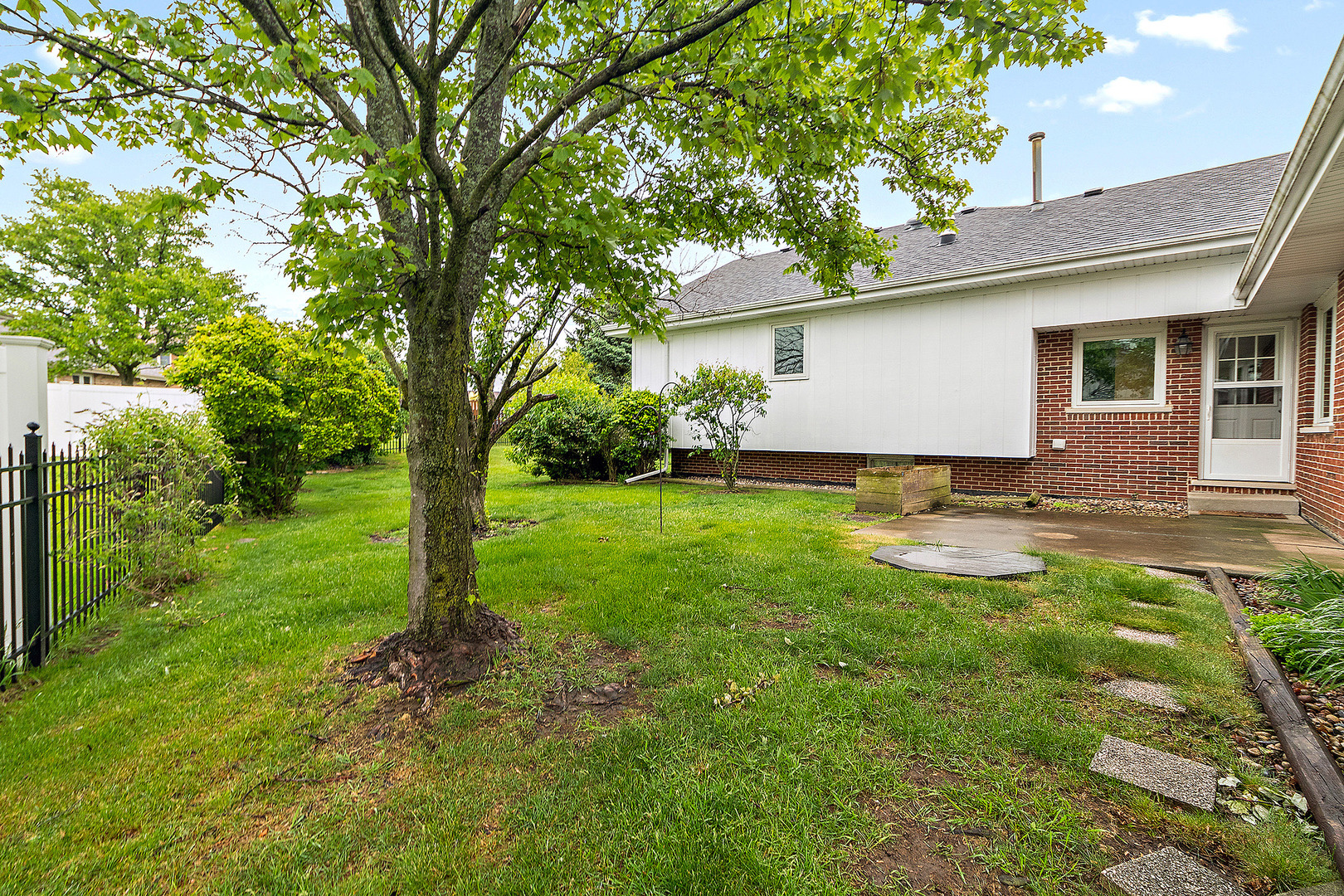 17447 Harvest Hill Drive