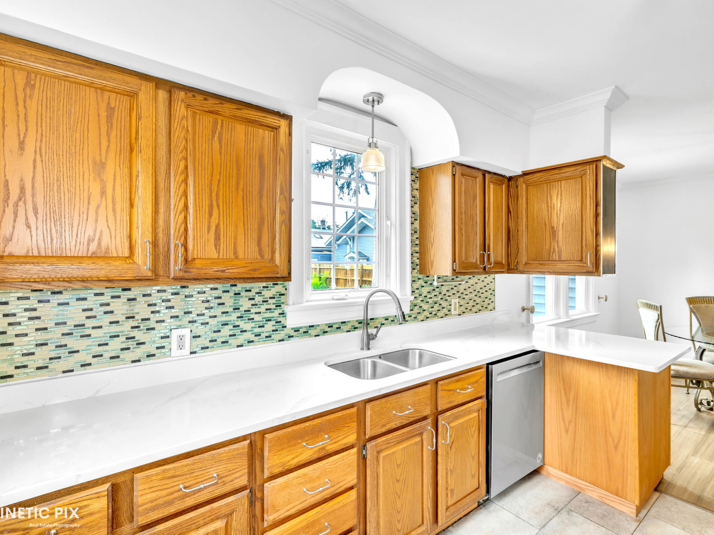 610 E 11th Street