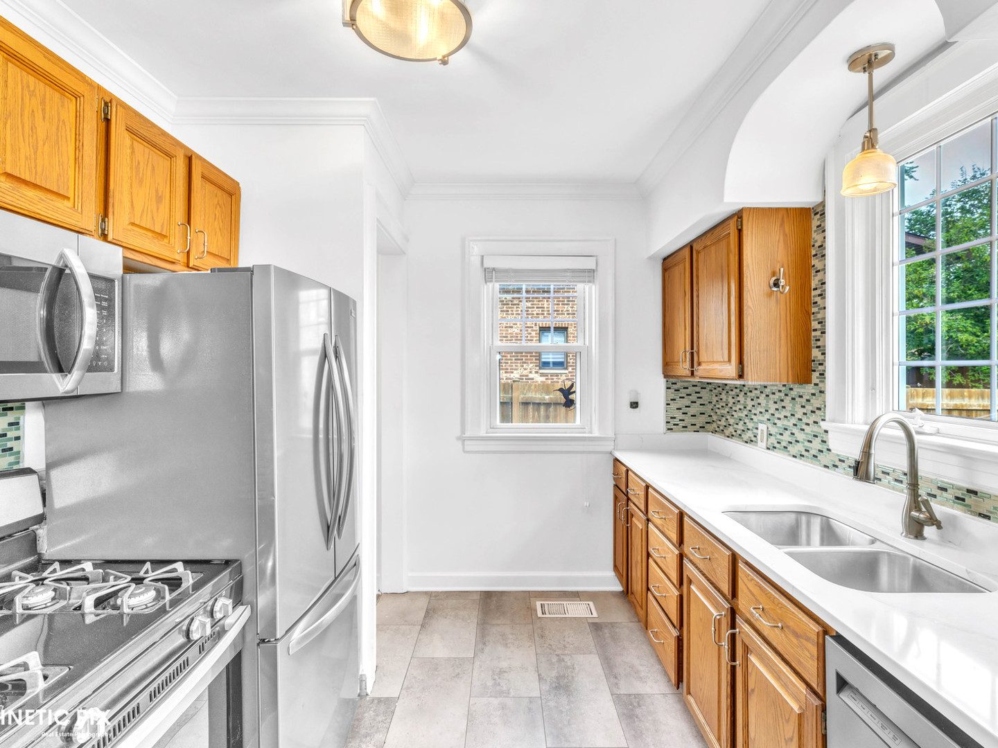 610 E 11th Street