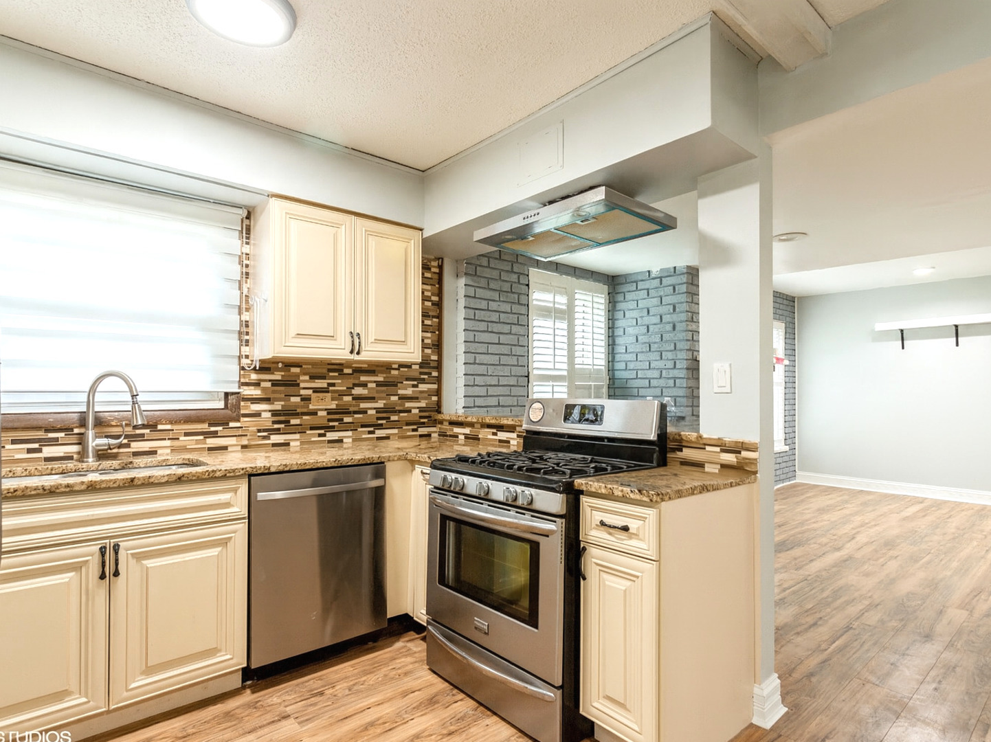 15247 Creekside Drive Unit: 29C