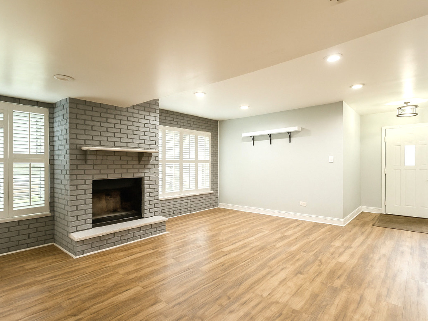15247 Creekside Drive Unit: 29C