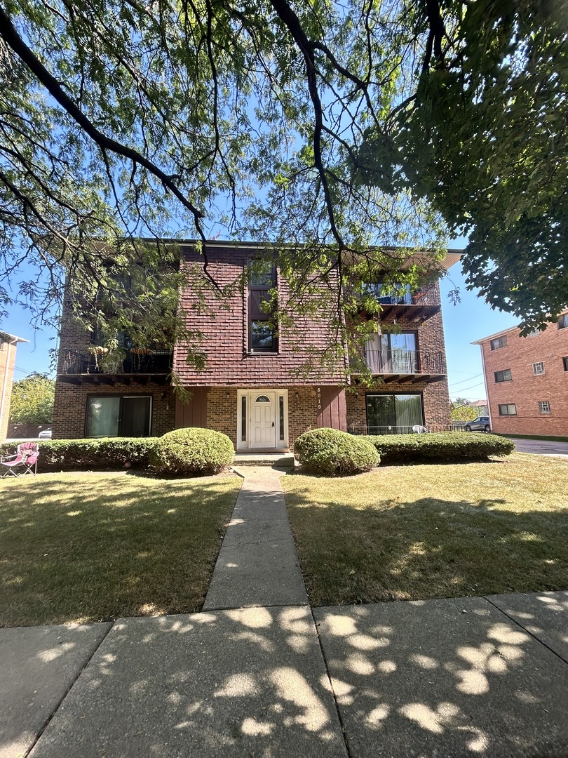 8019 Beloit Avenue Unit: 3A