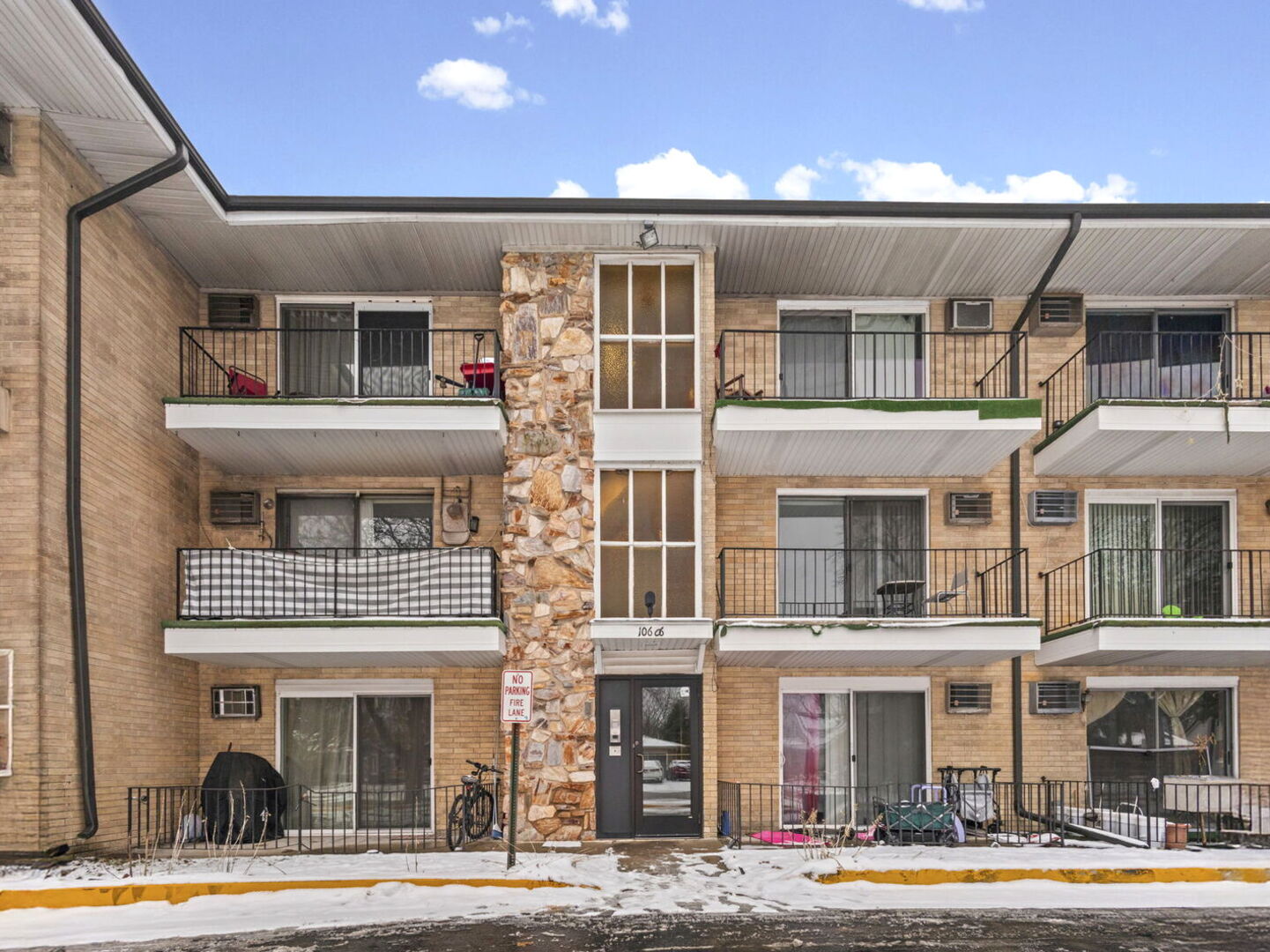 10606 S Depot Street Unit: 1A