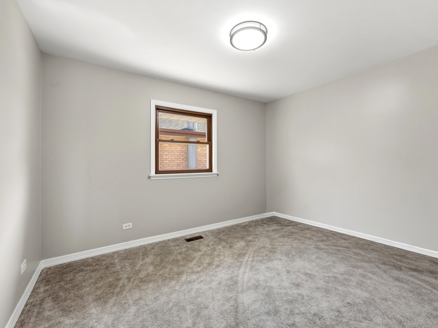 11531 S Kolmar Avenue