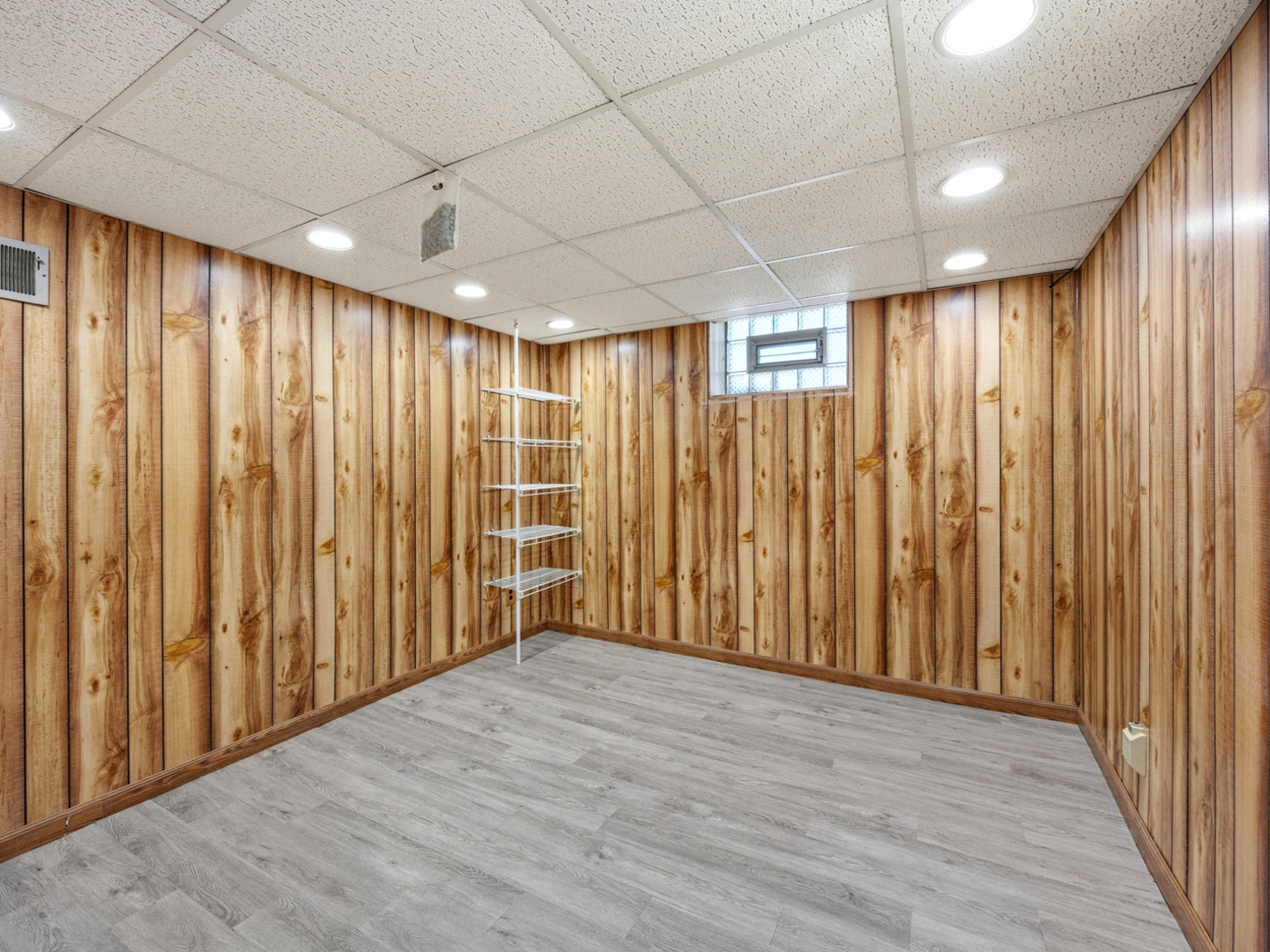 11531 S Kolmar Avenue