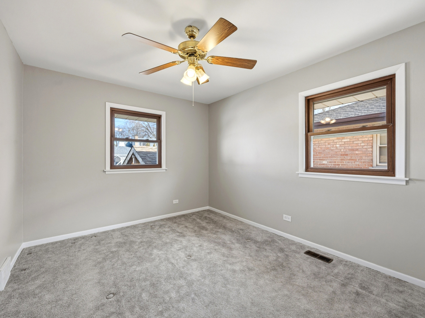 11531 S Kolmar Avenue