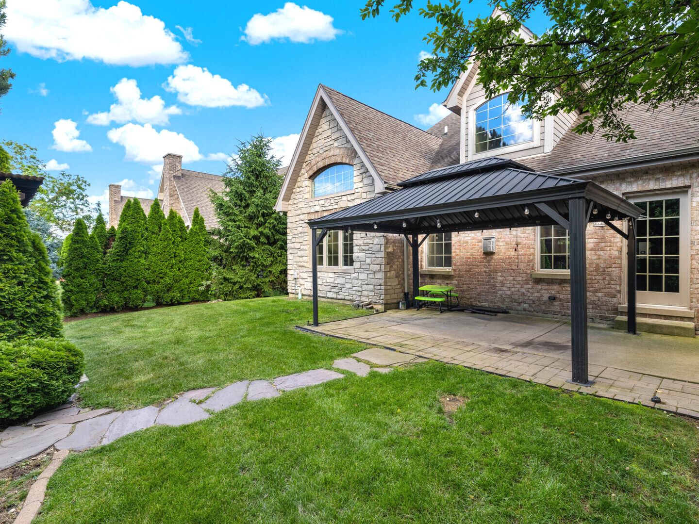 9832 Folkers Drive Unit: 9832