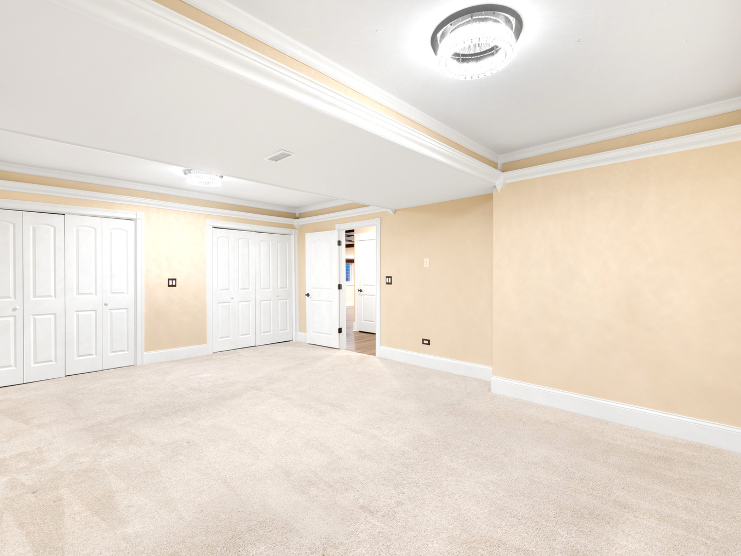 9832 Folkers Drive Unit: 9832