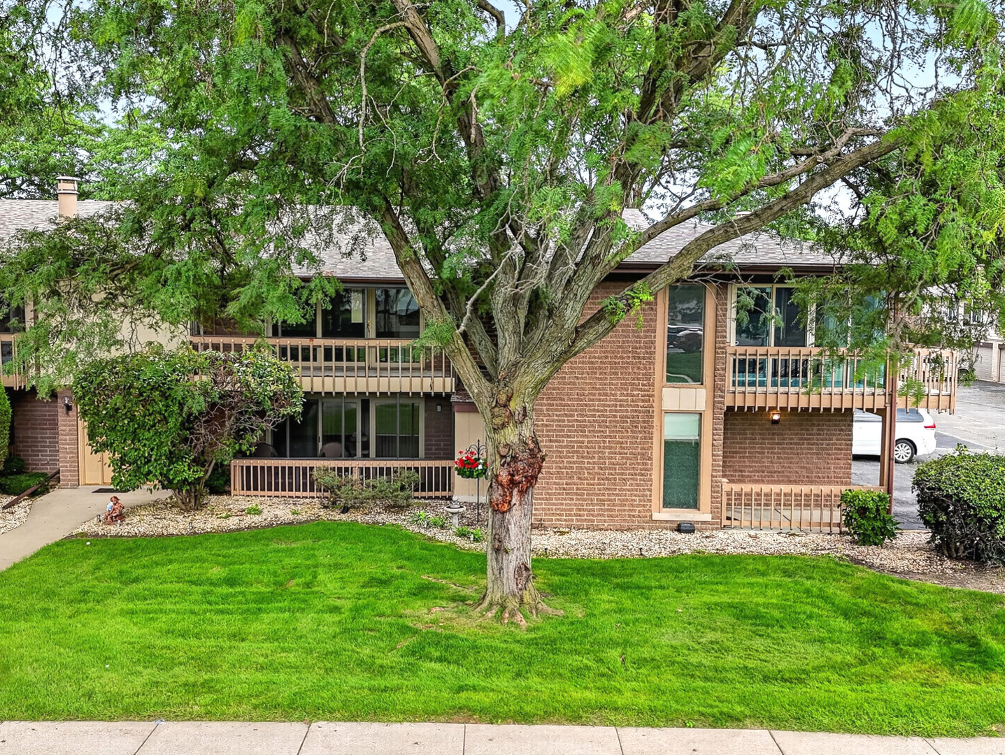 15713 Orlan Brook Drive Unit: 100