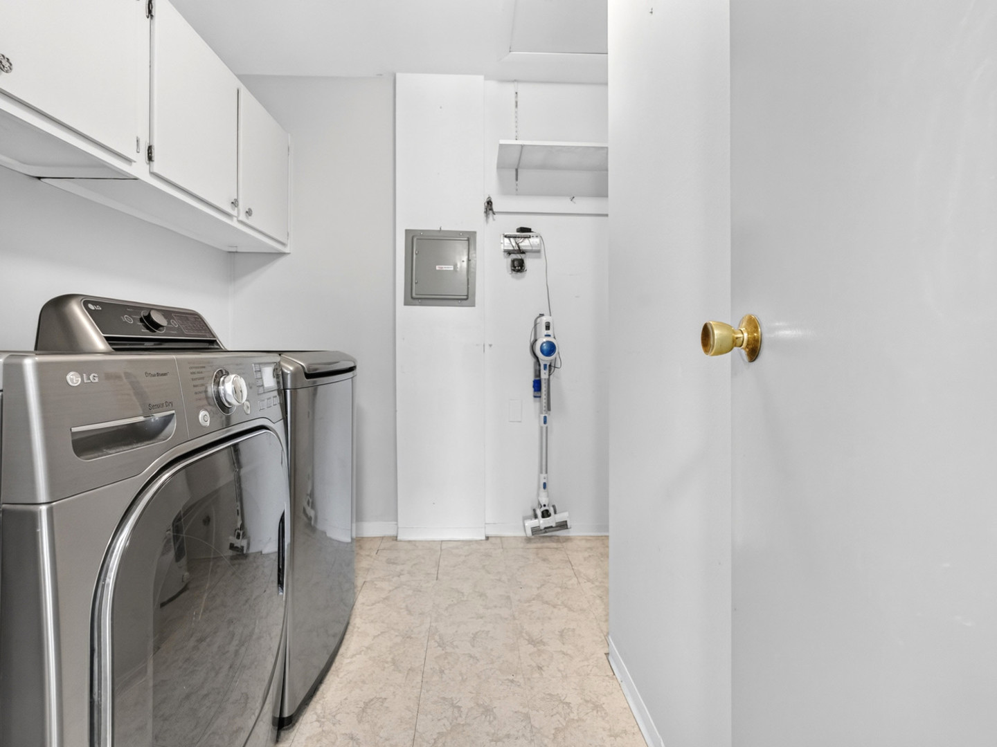 15713 Orlan Brook Drive Unit: 100