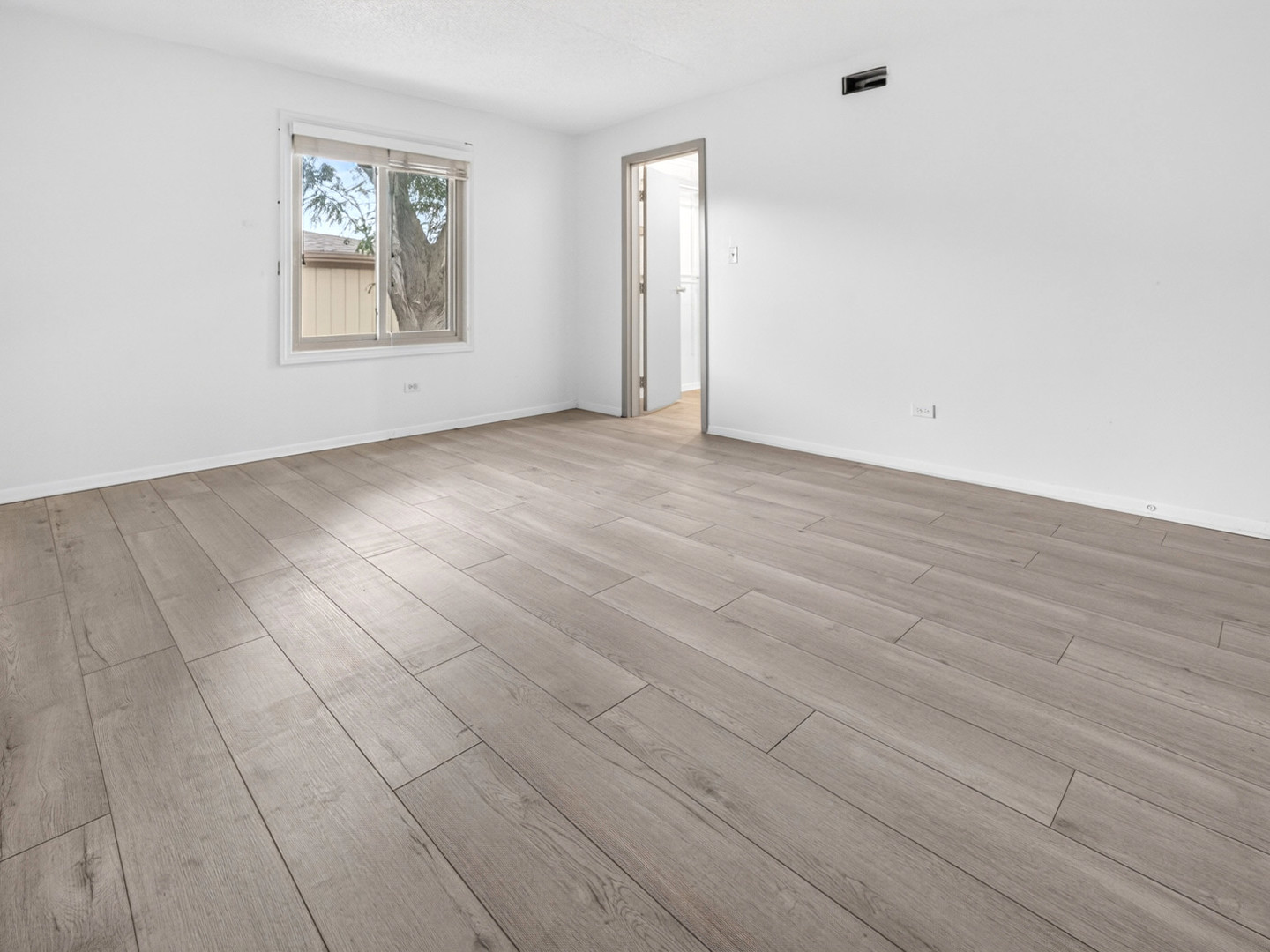 15713 Orlan Brook Drive Unit: 100