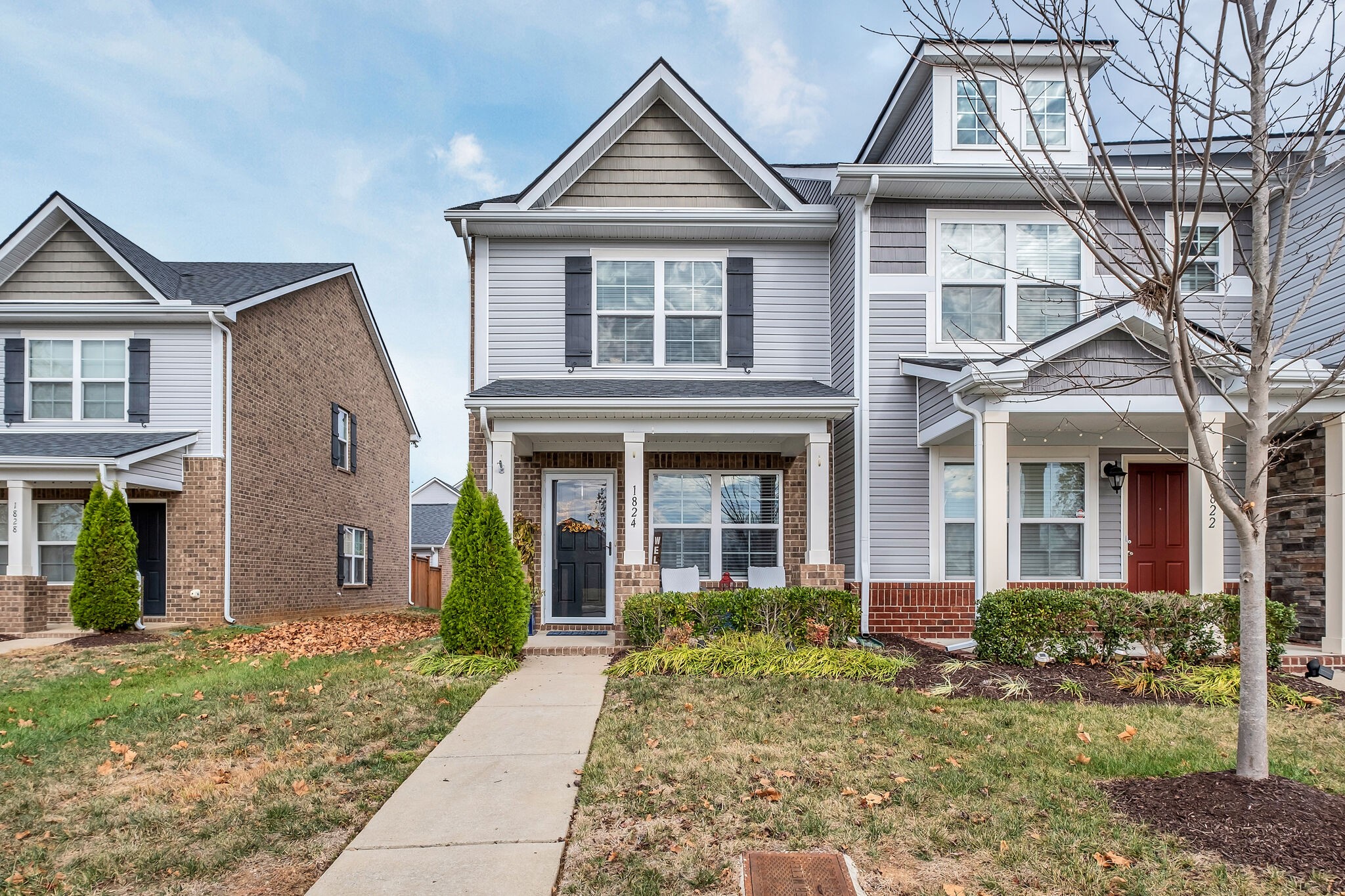1824 Riverbirch Ln