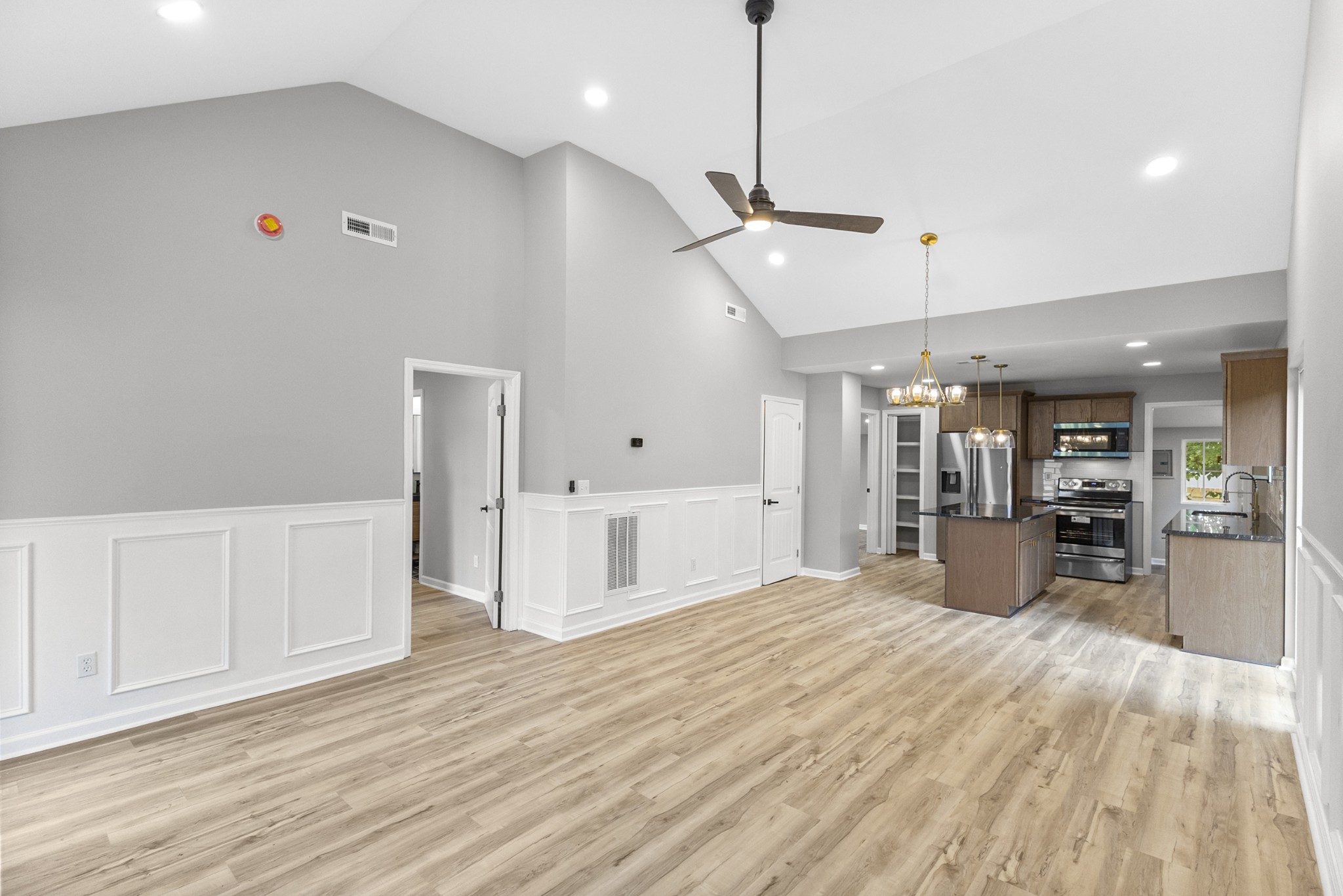 2301 Saint Louis St