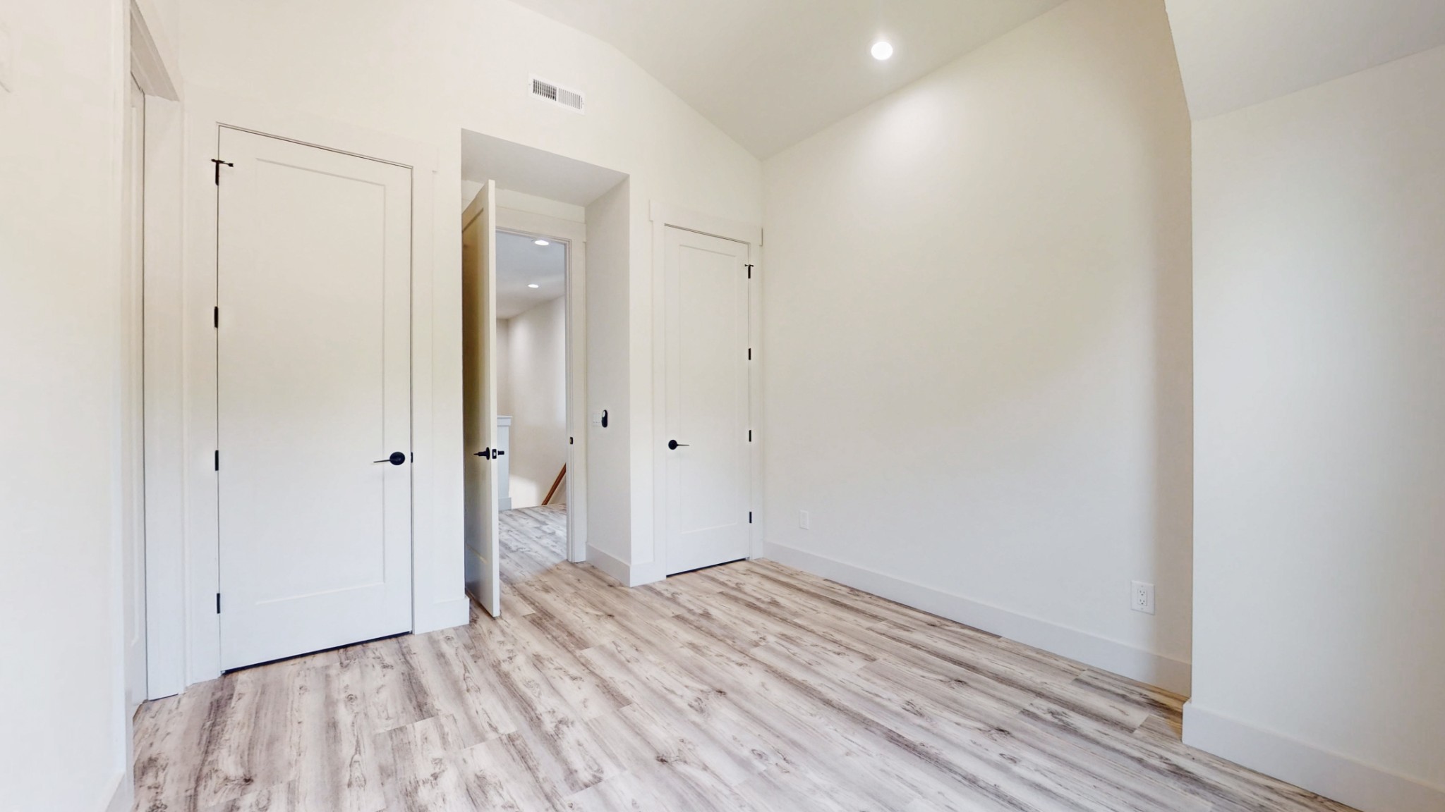 2905 Morningside Dr, S Unit: B