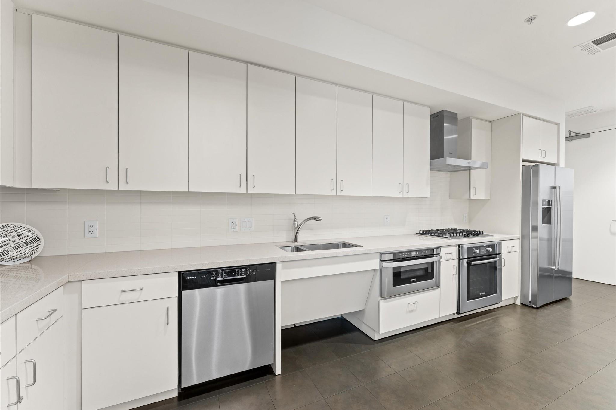 2207 Bancroft Street # 1104