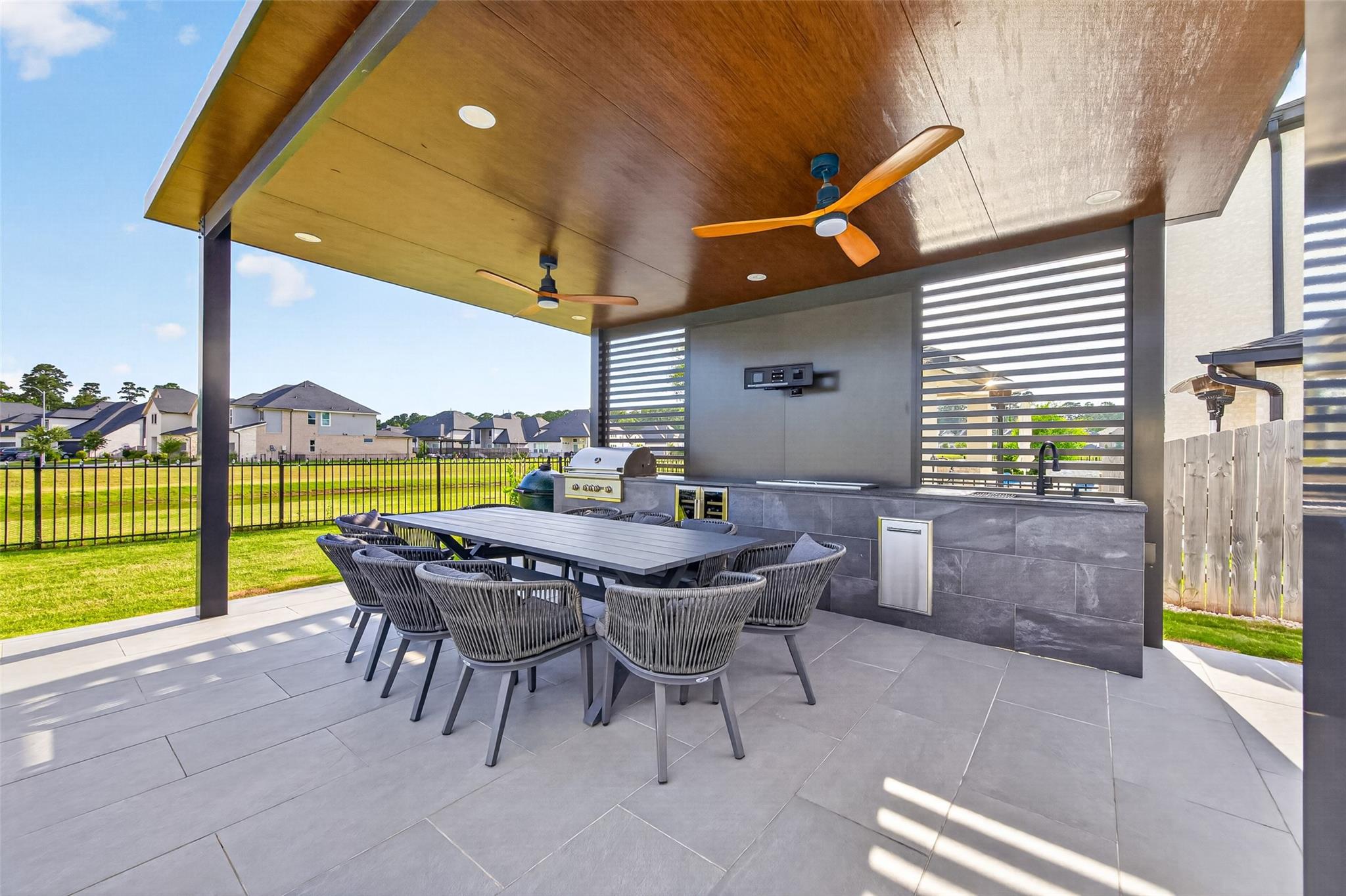 9623 Lakeside Arbor Way