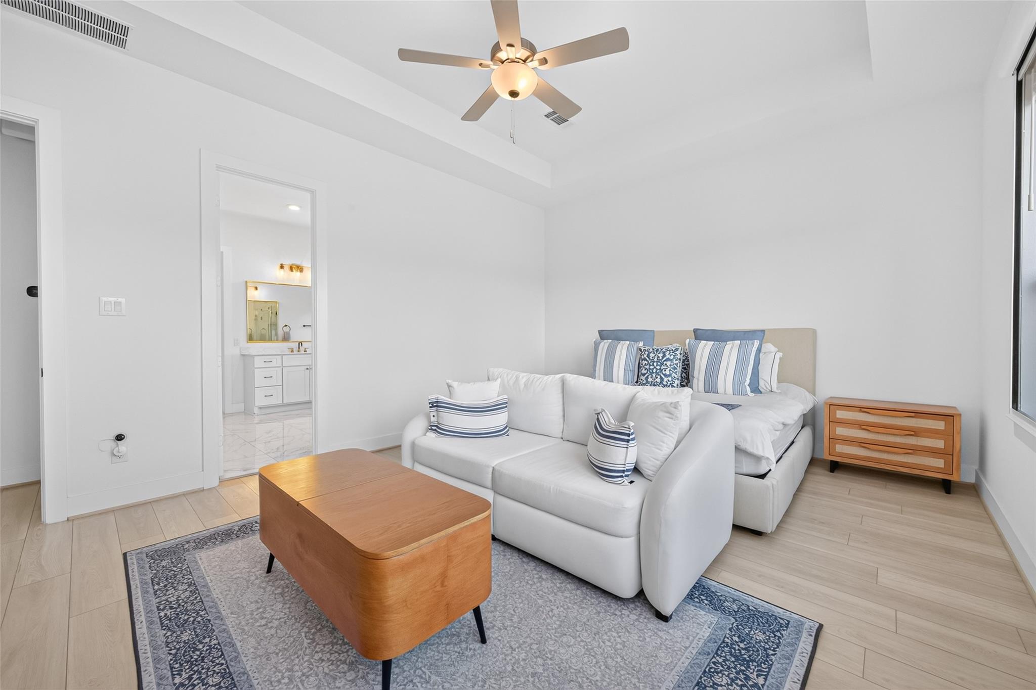 9623 Lakeside Arbor Way