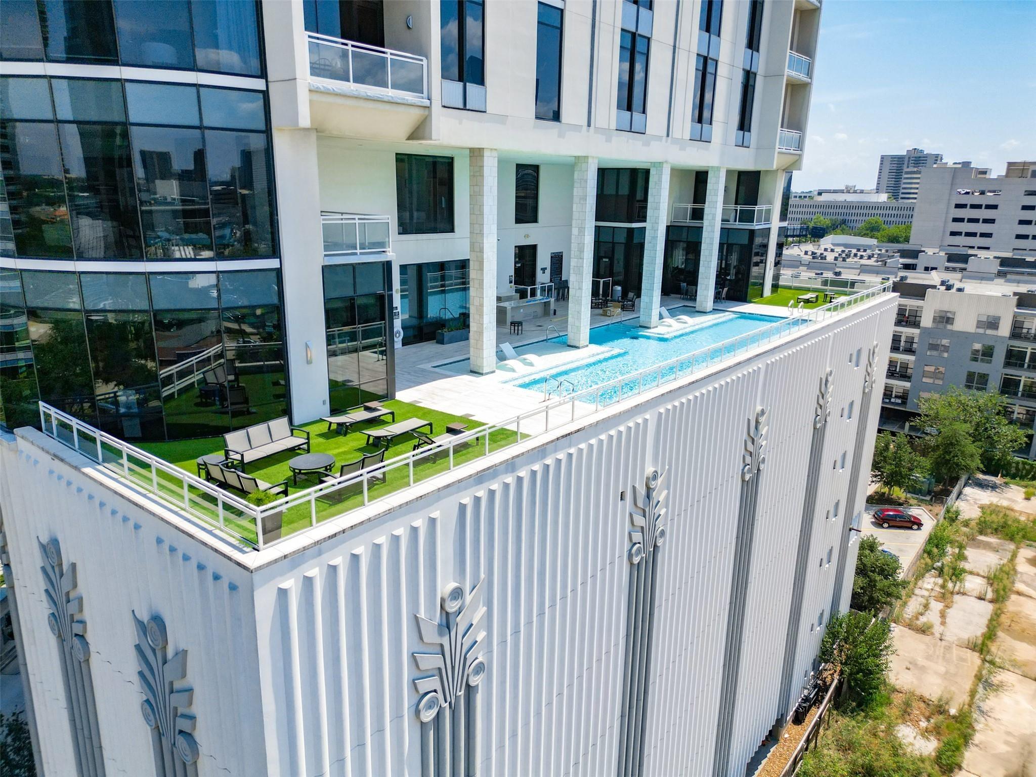 1409 Post Oak # 2503