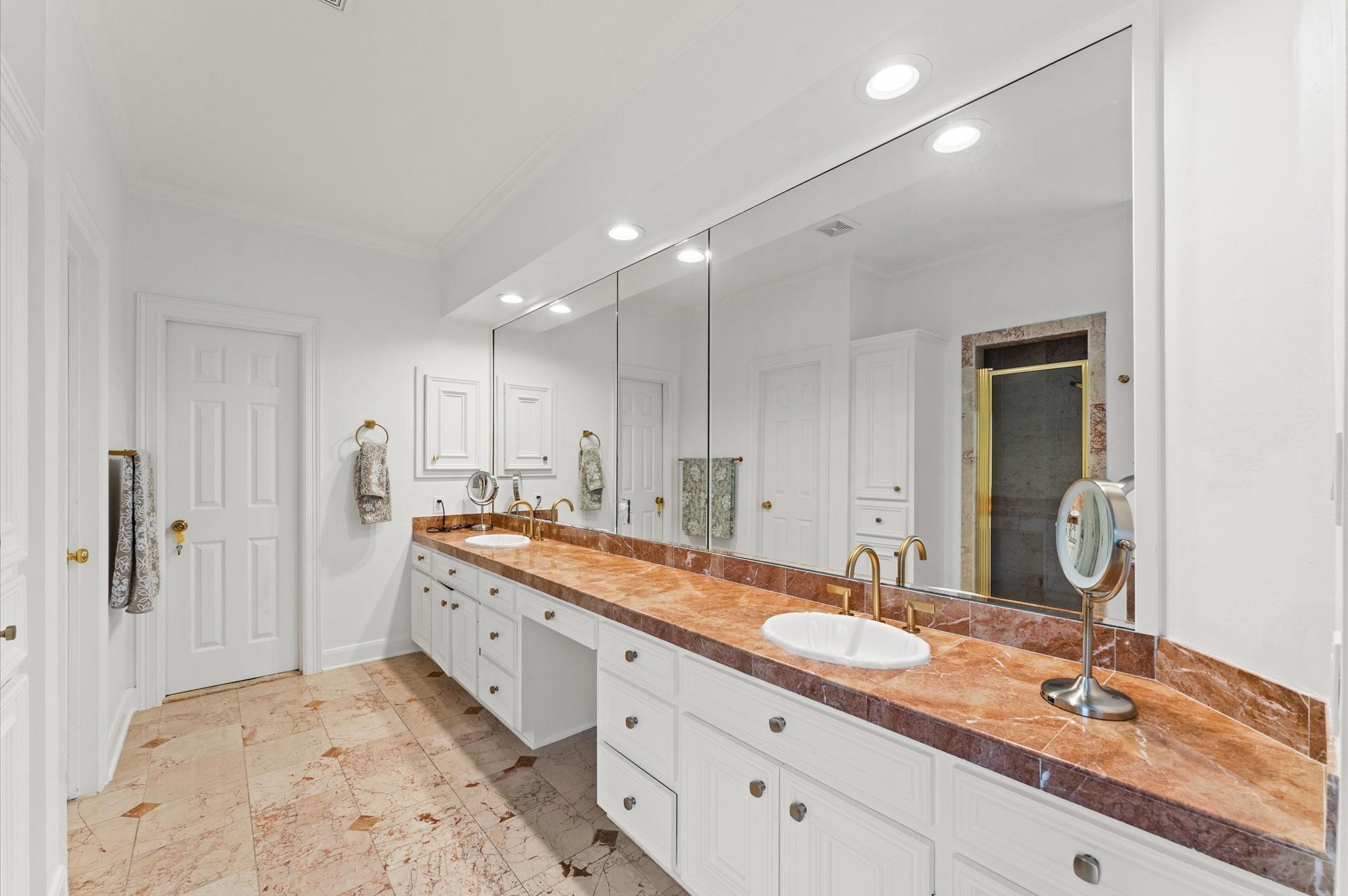 2222 Nantucket Drive # B