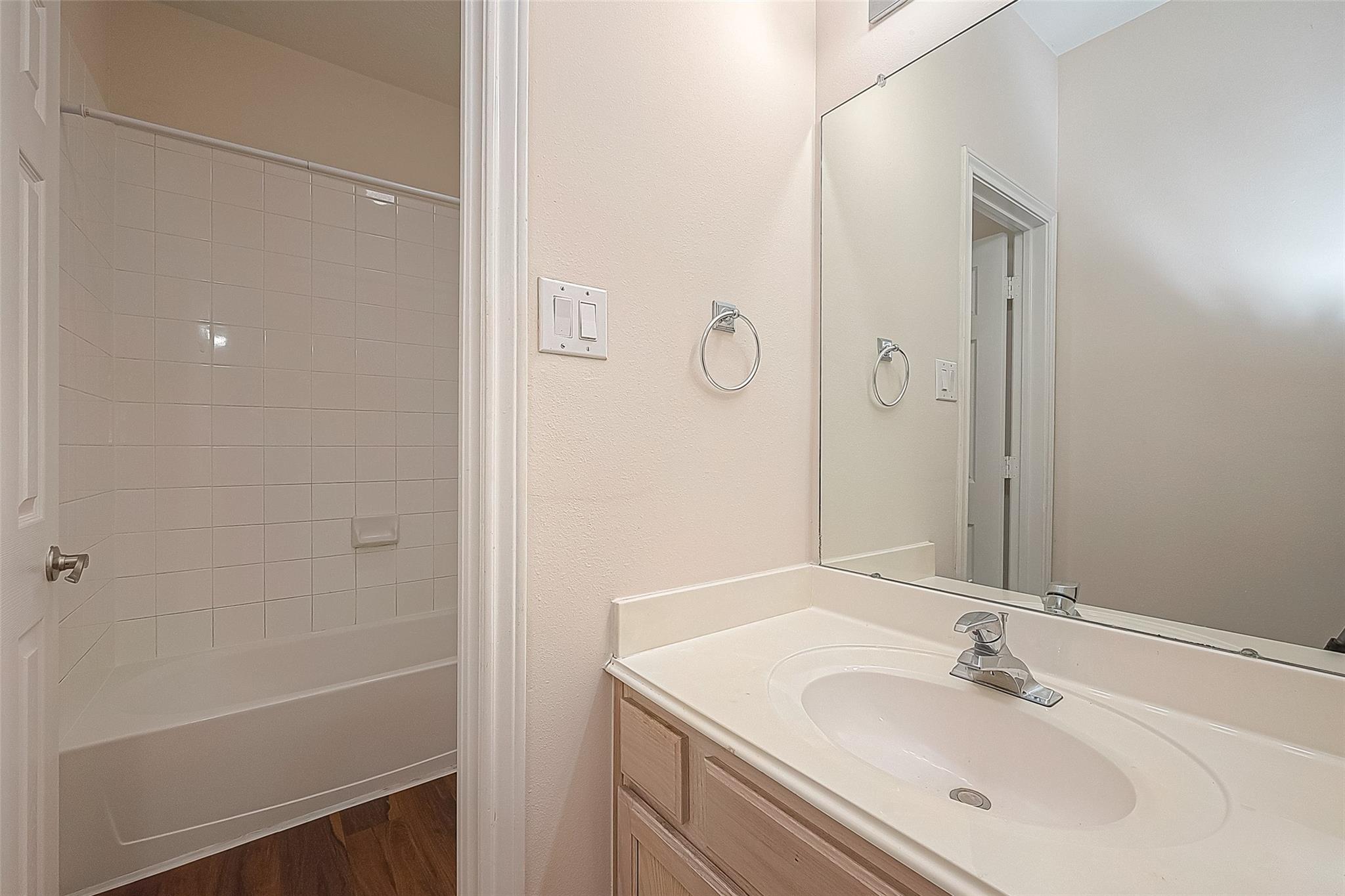 2710 Grants Lake Boulevard # T6