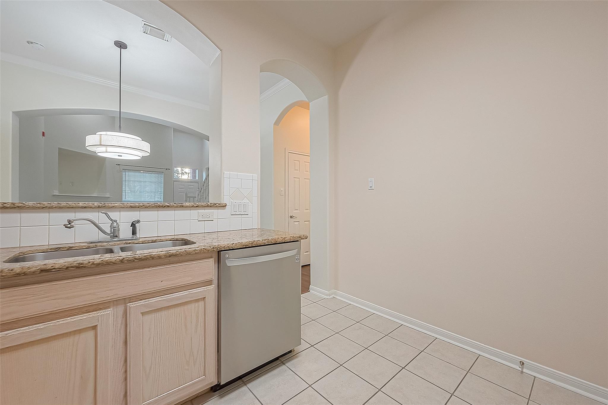 2710 Grants Lake Boulevard # T6