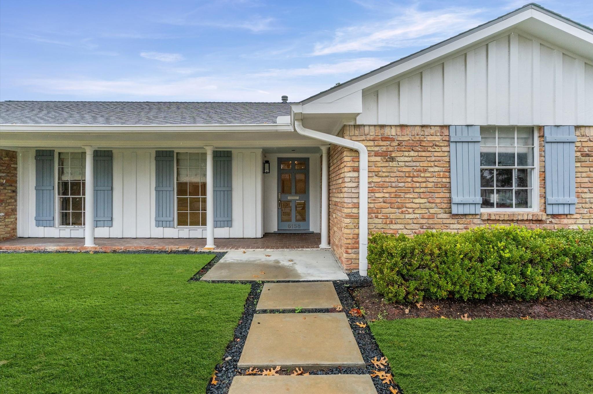 6158 Burgoyne Road