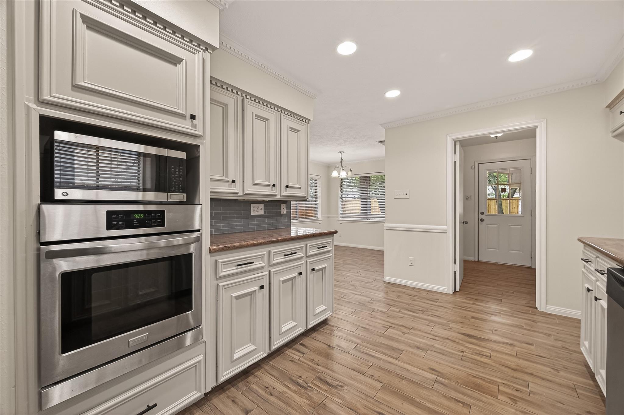422 Willow Vista Drive