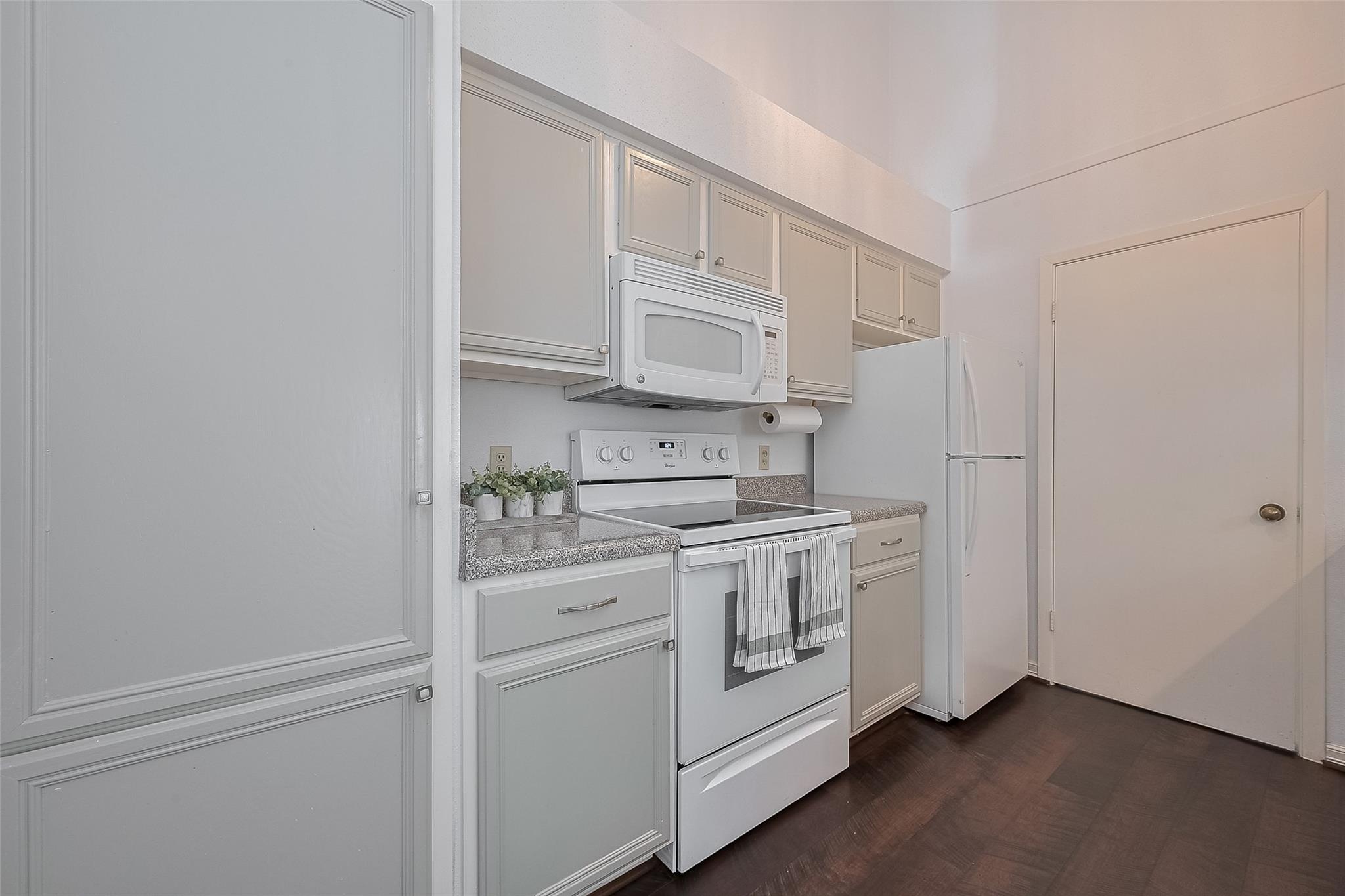 2277 S Kirkwood Road # 906