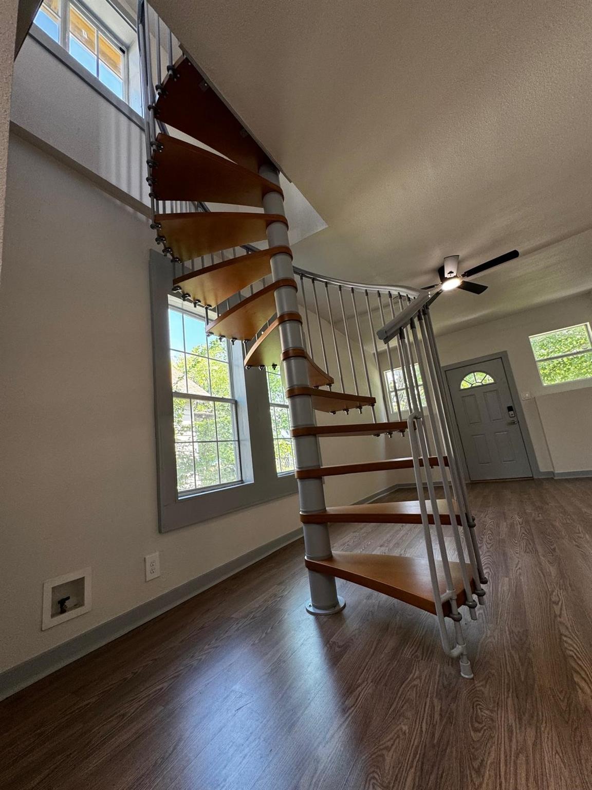 3401 Illinois Street