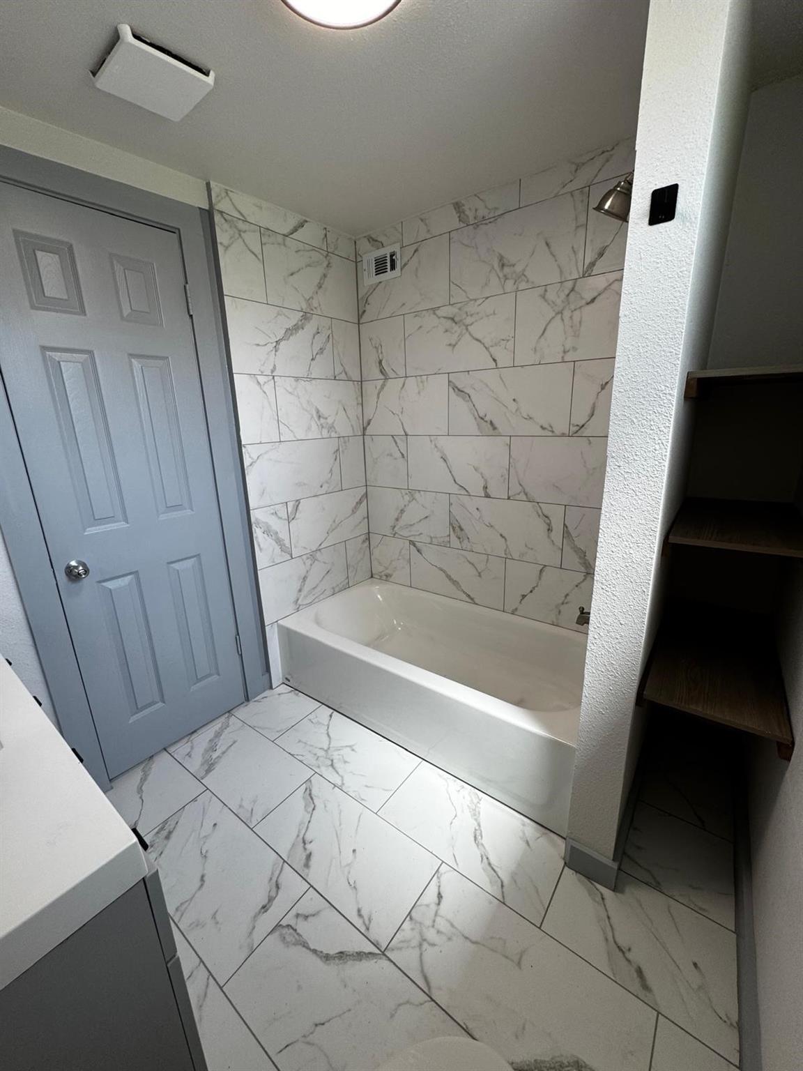 3401 Illinois Street