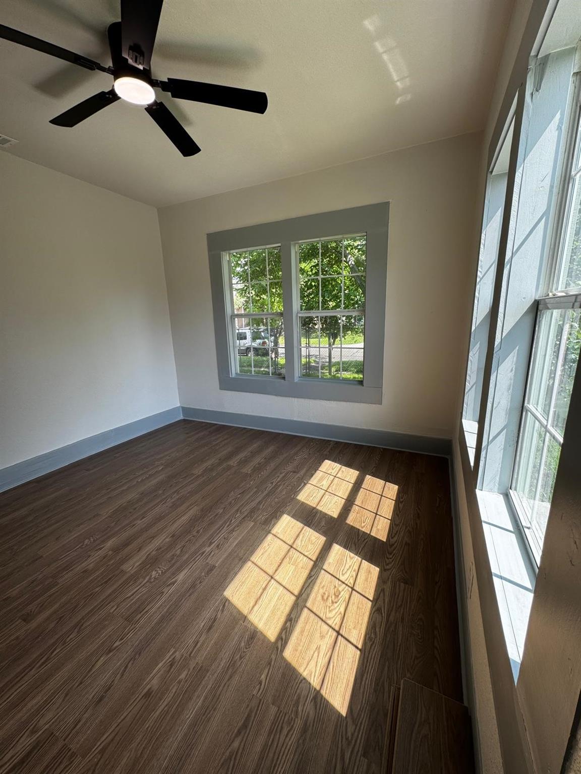 3401 Illinois Street