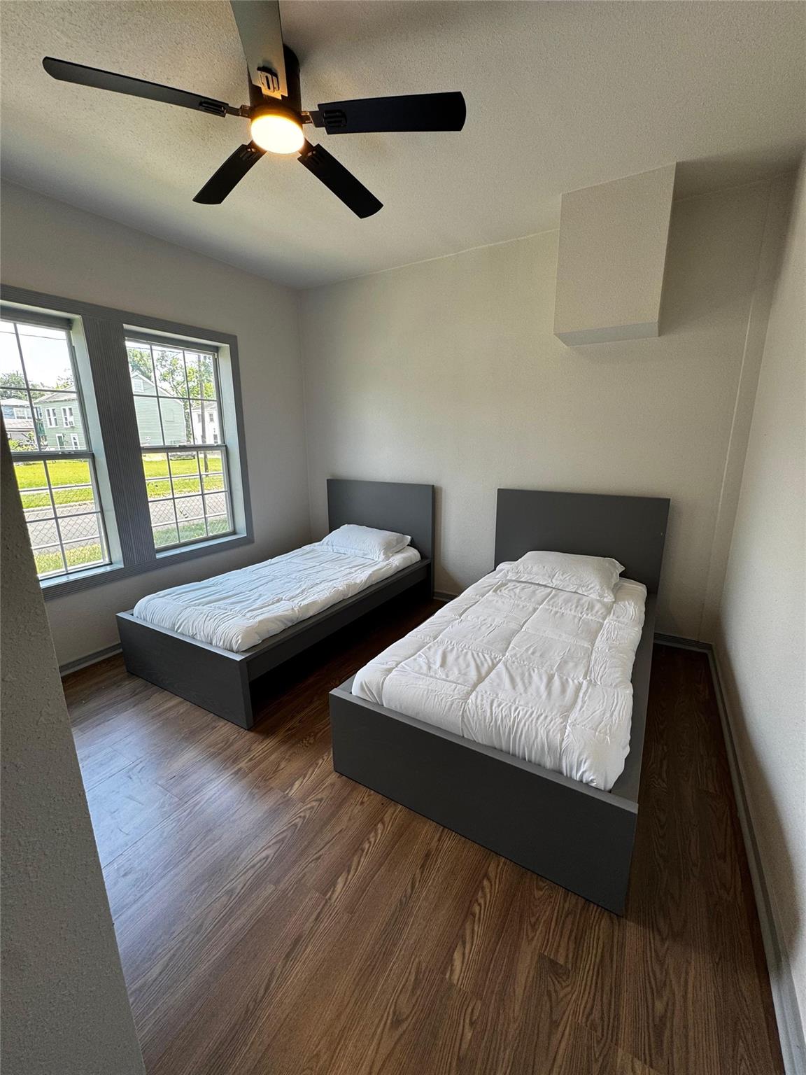 3401 Illinois Street