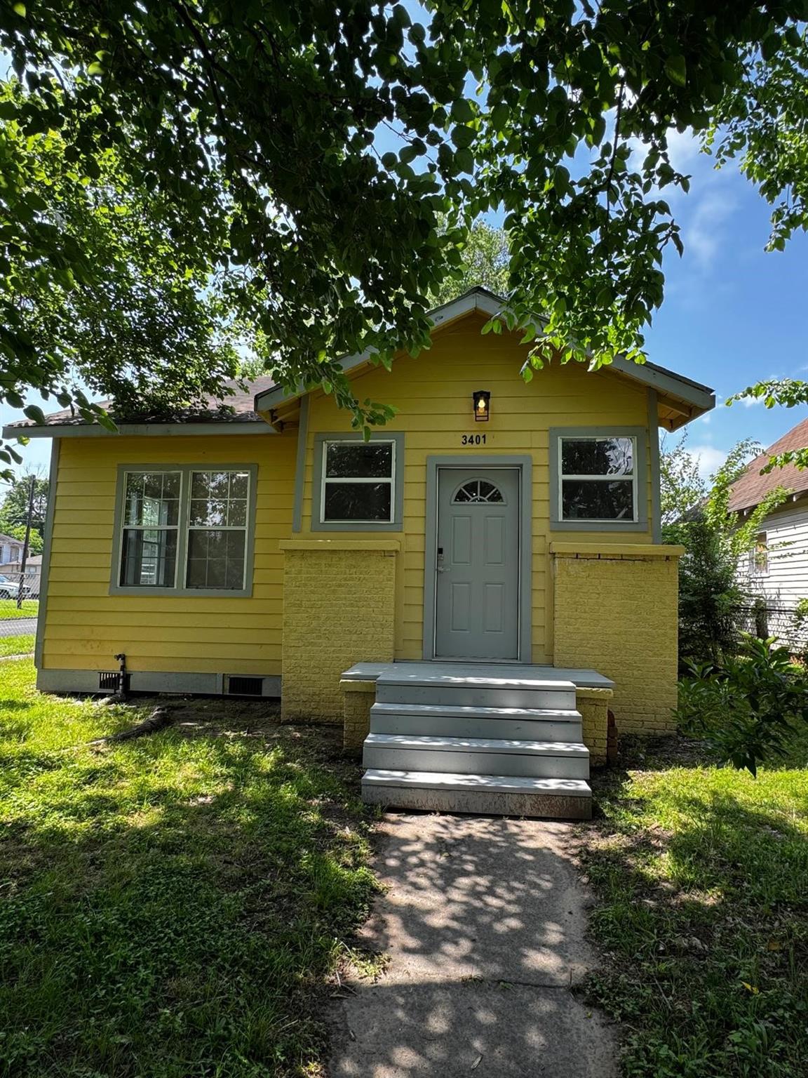 3401 Illinois Street