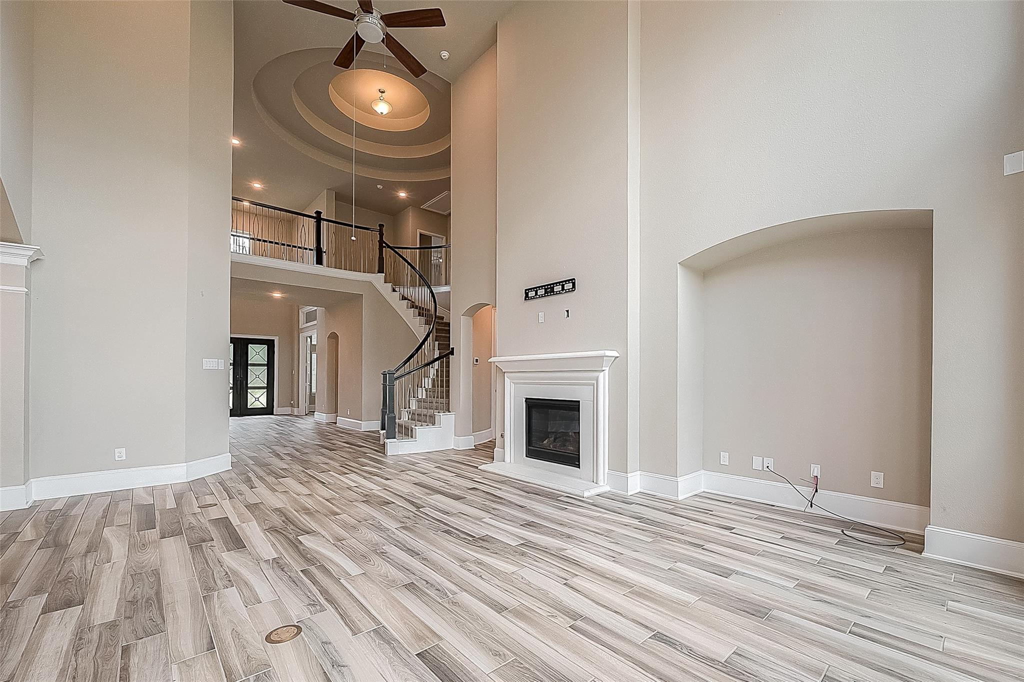 115 N Winter Sunrise Circle