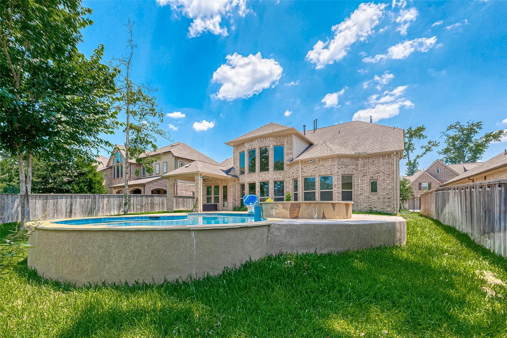 115 N Winter Sunrise Circle