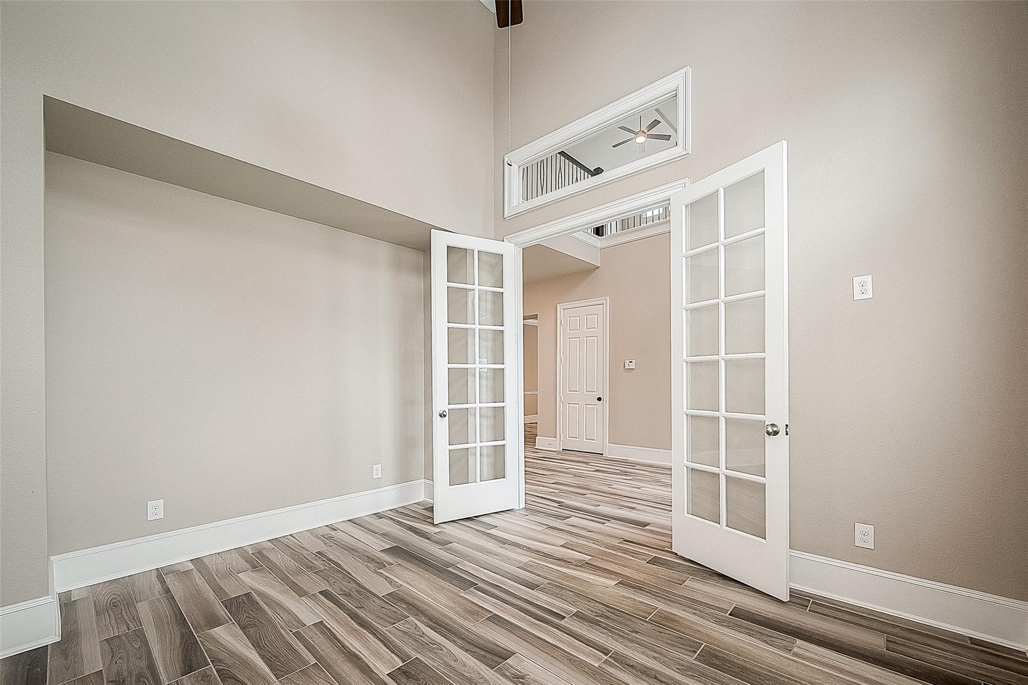 115 N Winter Sunrise Circle